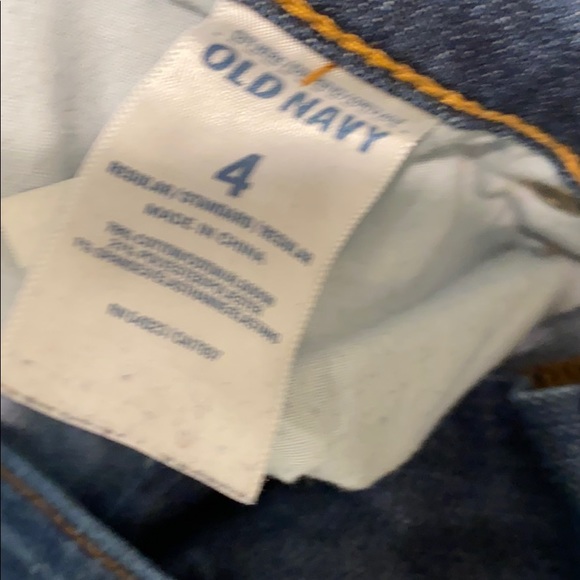 Old navy size 4 jeans - Picture 3 of 5
